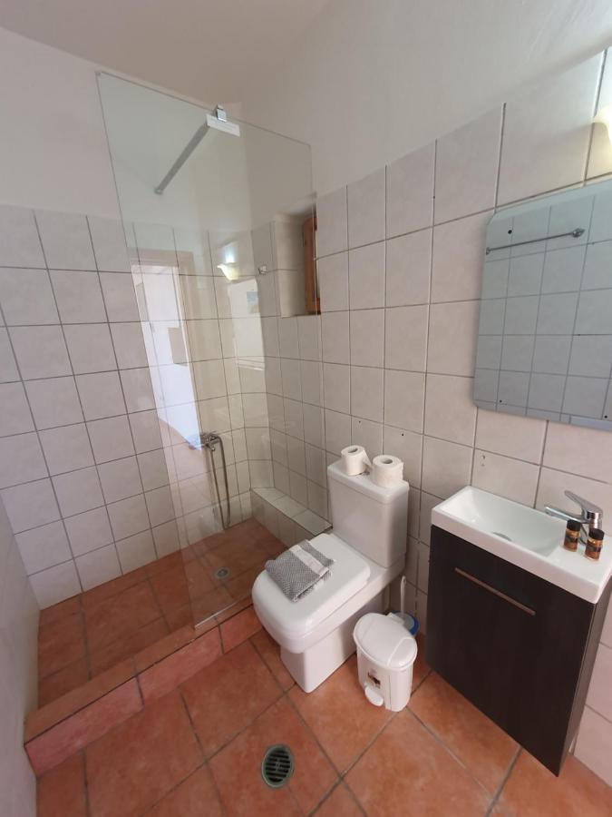 Stoupa Mani Tower Lägenhet Exteriör bild